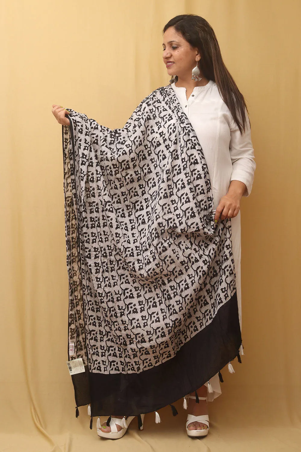 Black And White Batik Printed Cotton Dupatta