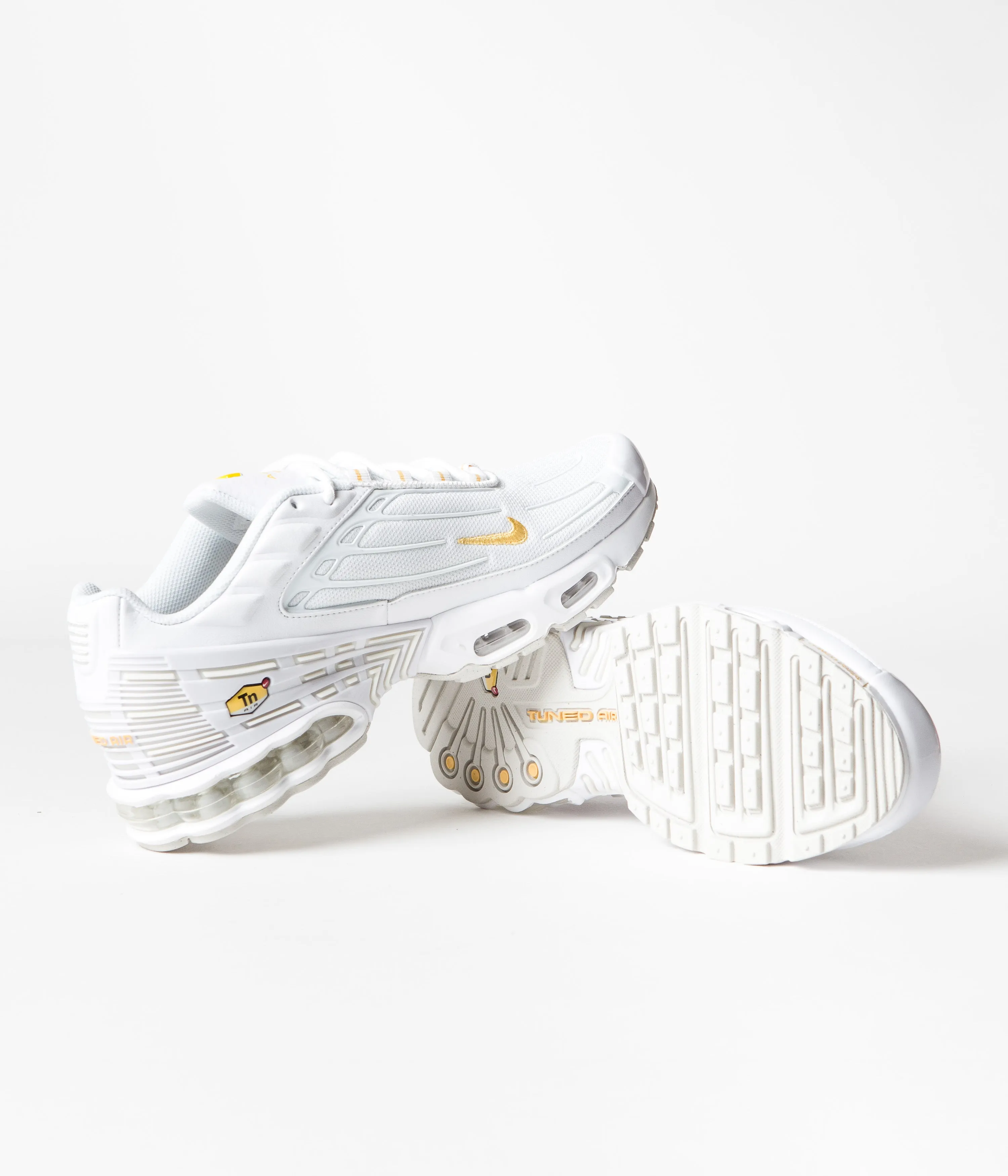 Nike Air Max Plus 3 Shoes - White / Light Bone - Rattan - Solar Flare