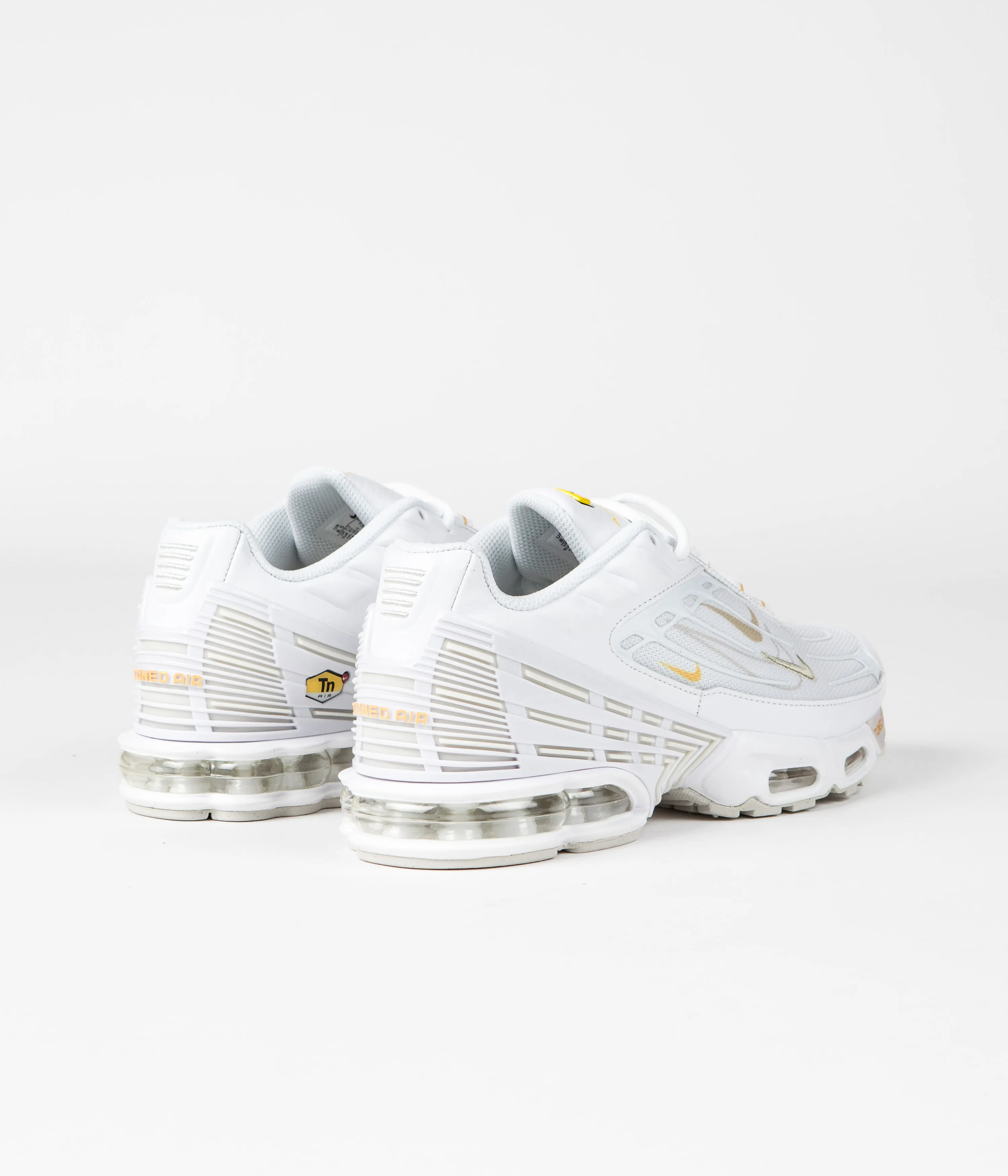 Nike Air Max Plus 3 Shoes - White / Light Bone - Rattan - Solar Flare