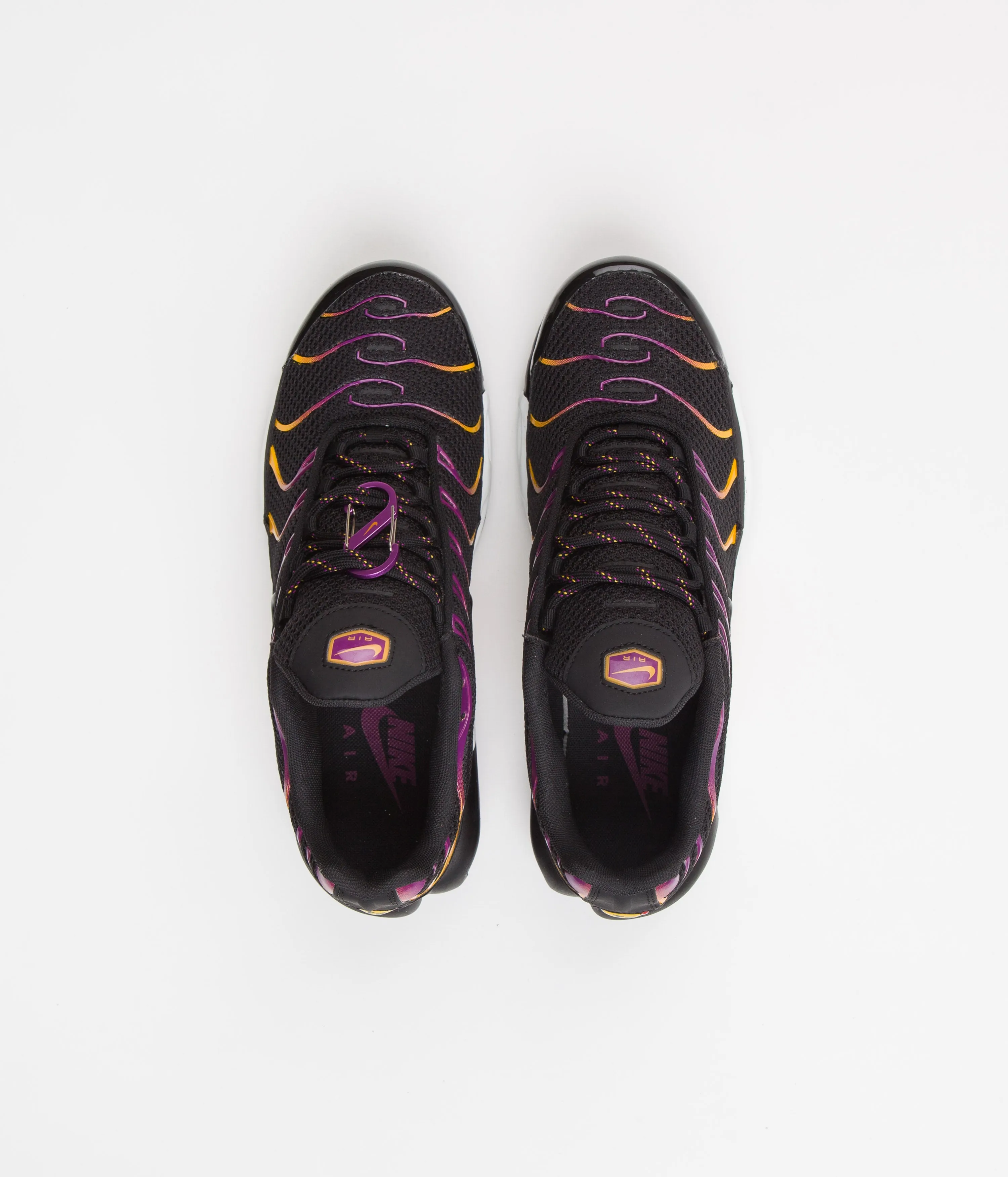 Nike Air Max Plus Shoes - Black / Black - University Gold - Viotech