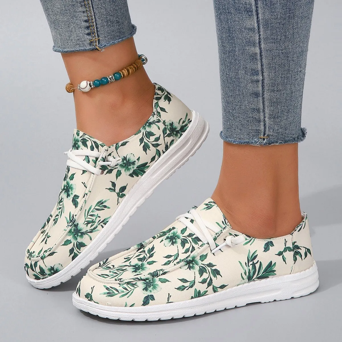 Printed Round Toe Flat Sneakers